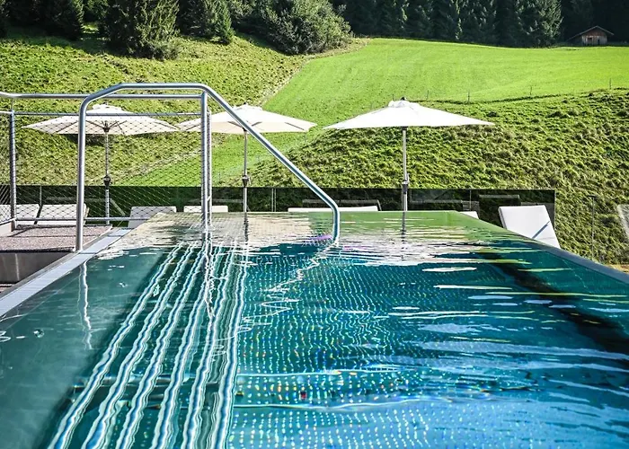 Alpenschloessl Lermoos