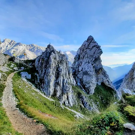 別荘 Alpenschloessl